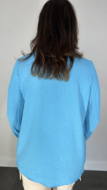 Blouse Tina met plissé pofmouw turquoise