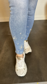 RED Berry SKINNY jeans met parels en bloemen