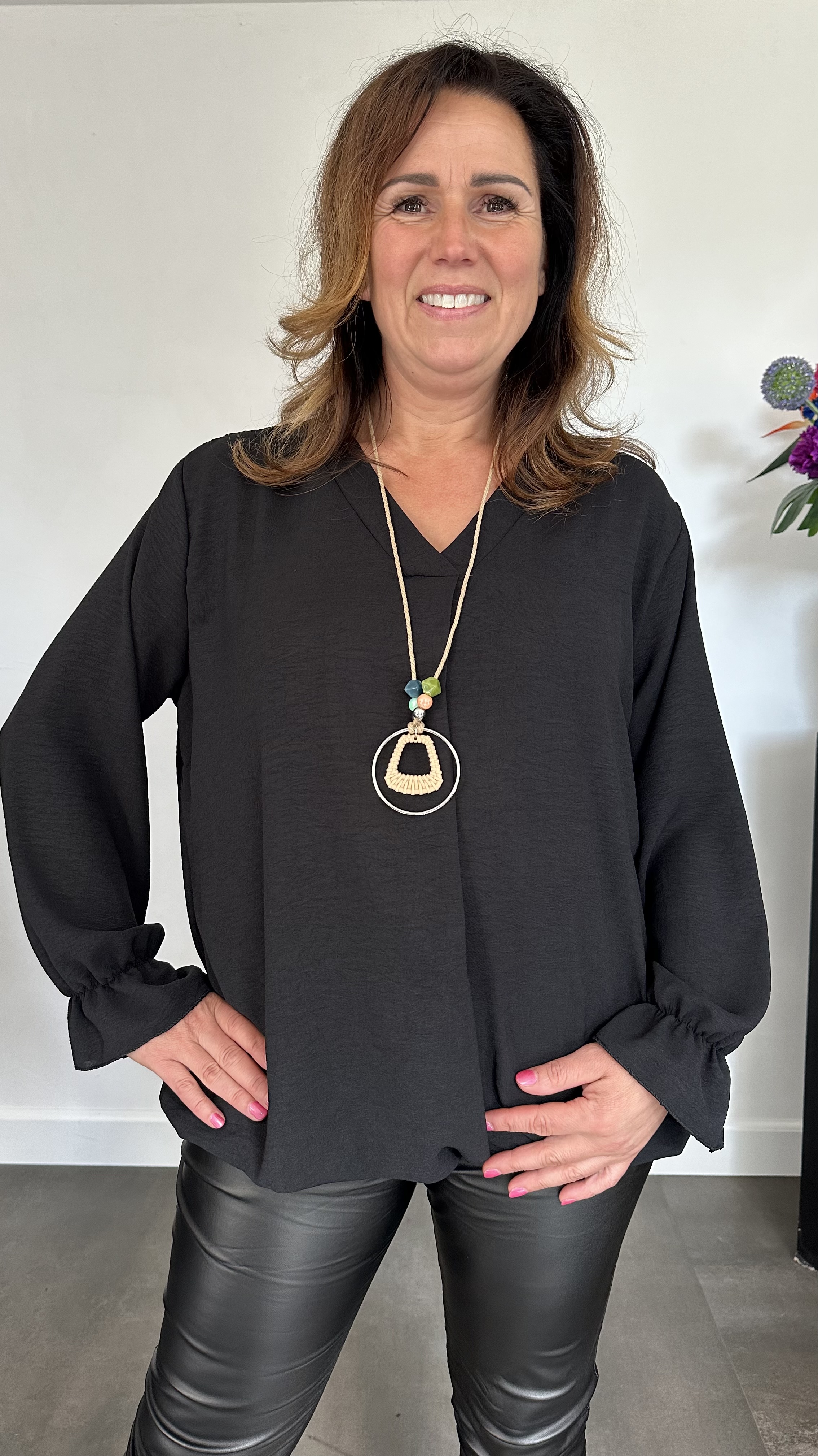 Top Maya lange mouw +SIZE zwart