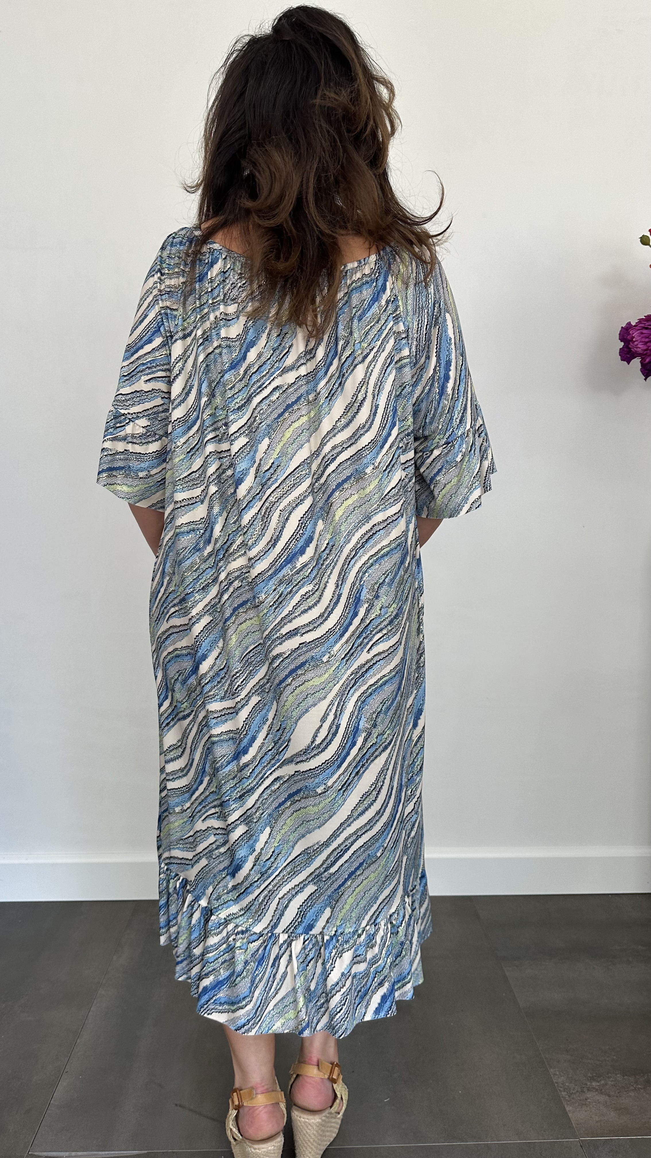 Jurk Aletta waves blauw/goud +SIZE