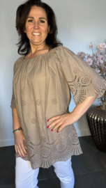 Broderie top Aurora taupe