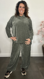 Velvet comfy pak Tessa Army