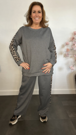 2-Delig comfy pak met panter bies Grijs