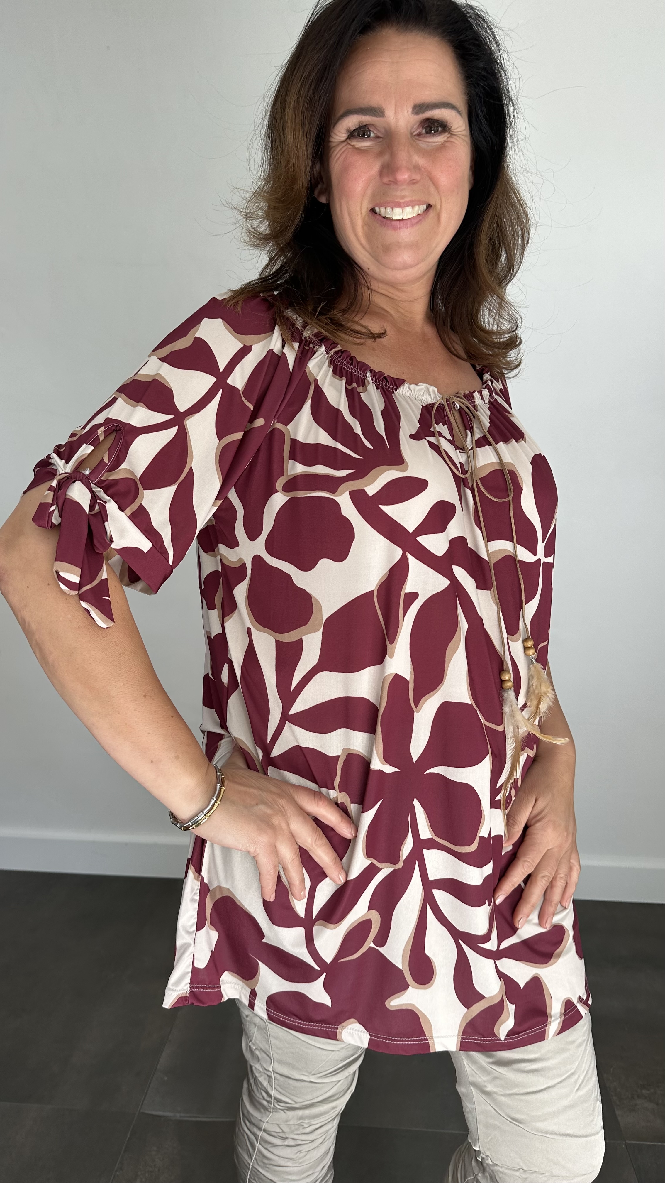 Top/ Tuniek fantasy flower bordeaux