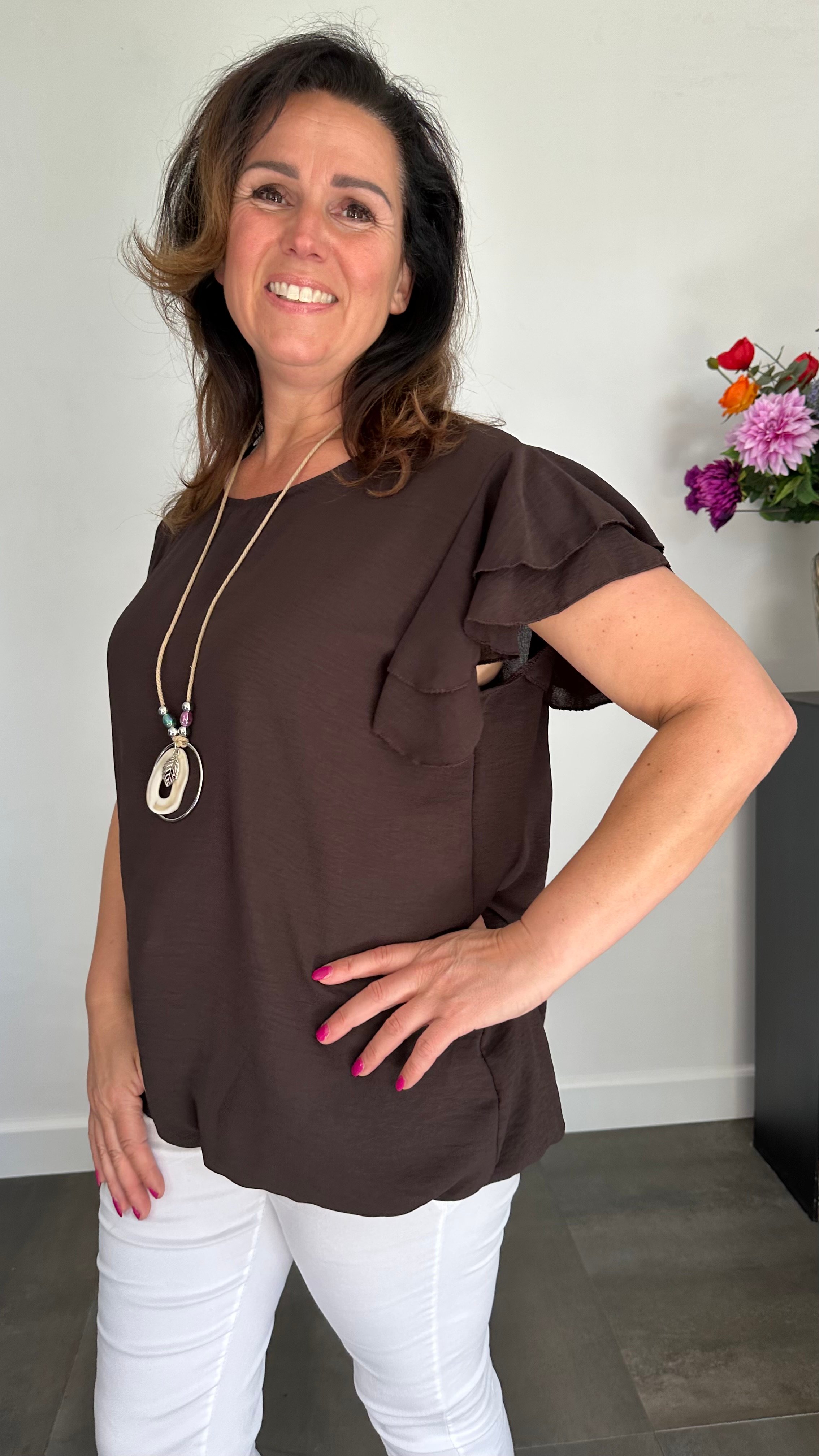 Shirt Celine met ketting +SIZE bruin