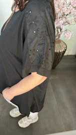 Shirt Jessica met ketting Zwart