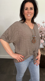 Blouse Silke met knoop+ ketting Taupe