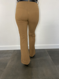 Flared pantalon met riem camel