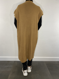 Lang grof gebreid mouwloos vest camel