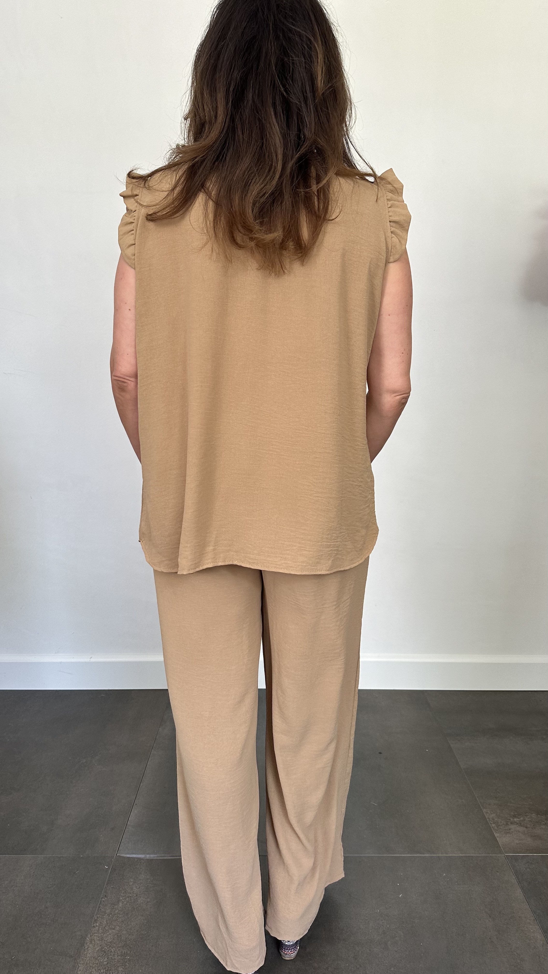 2-Delig pak Mia met ruche & ketting camel