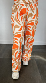 Plisse broek met wijde pijp fantasy flower oranje SALE