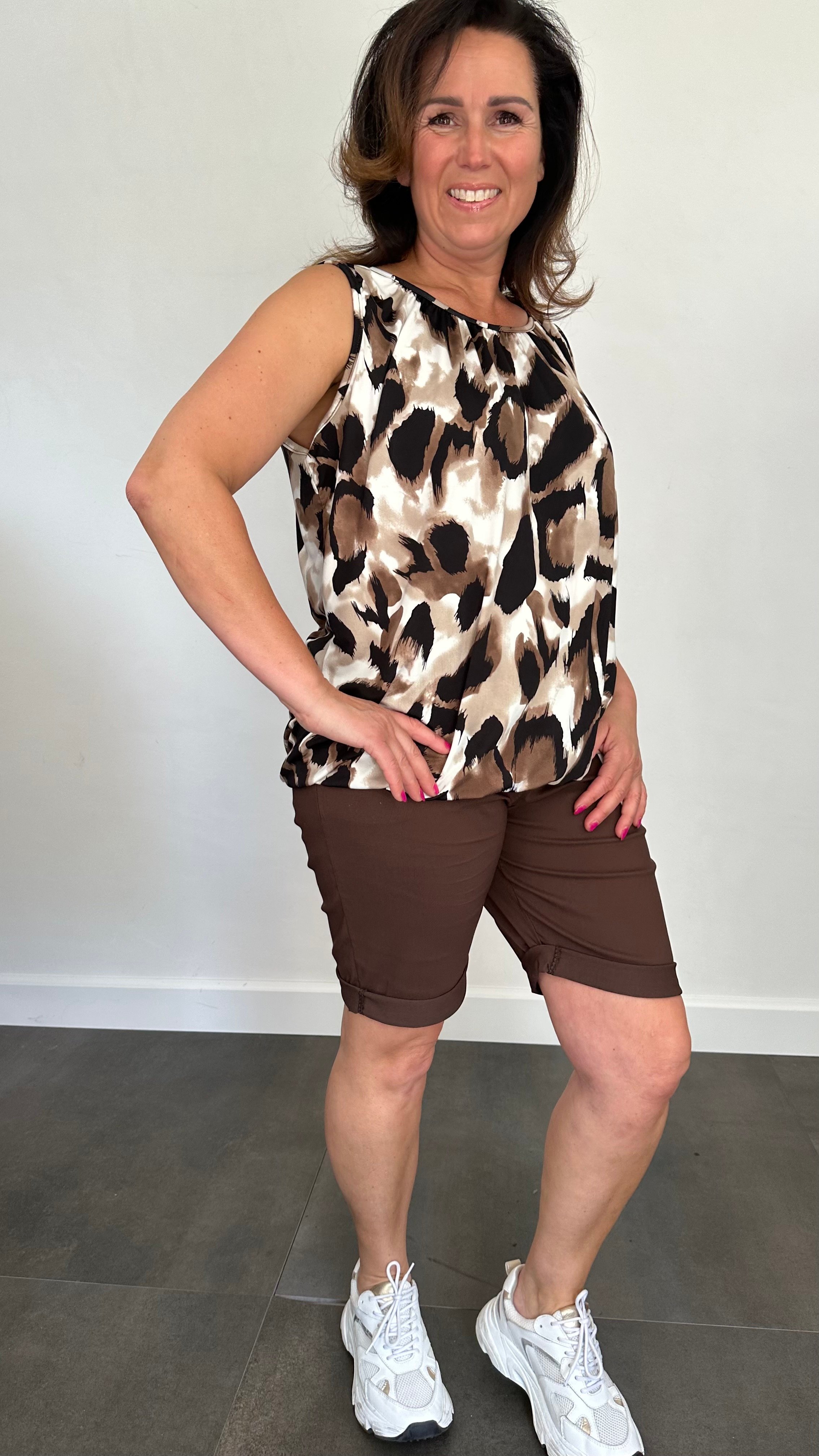 Bermuda stretch broek donker bruin