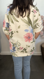Blouse gebloemd met knoop Zand