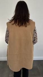 Suedine/ teddy bodywarmer zand