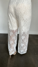 Kanten broek lacey met wijde pijp ecru