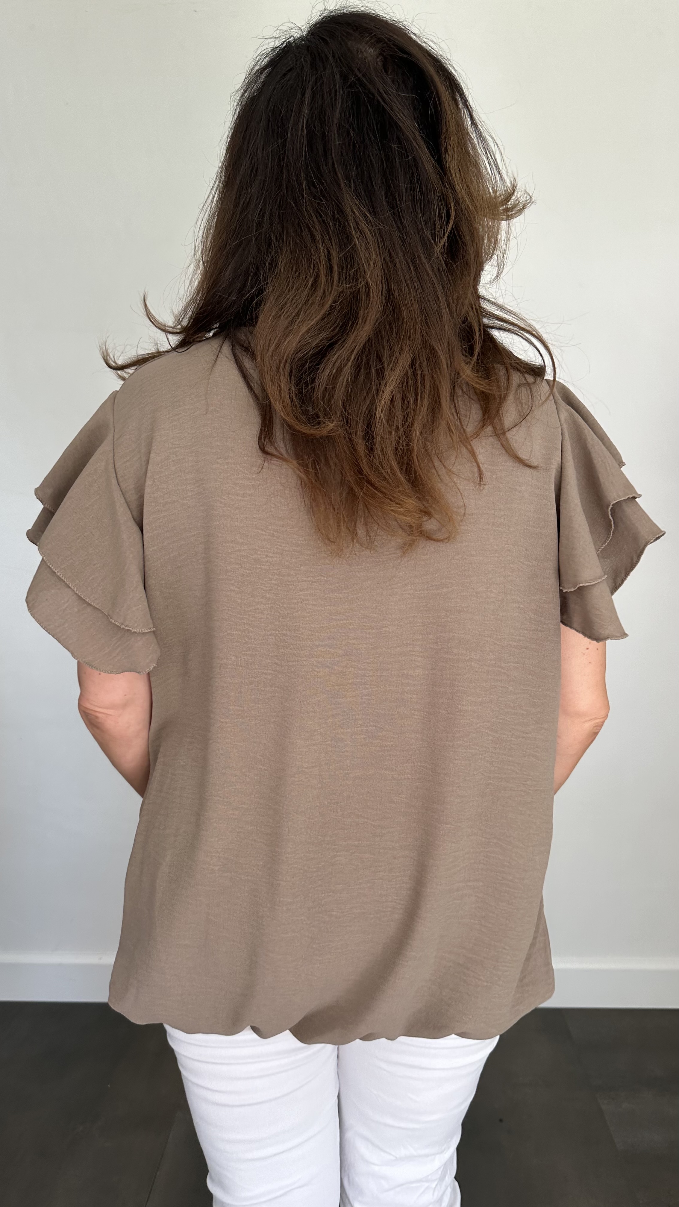 Shirt Celine met ketting taupe +SIZE