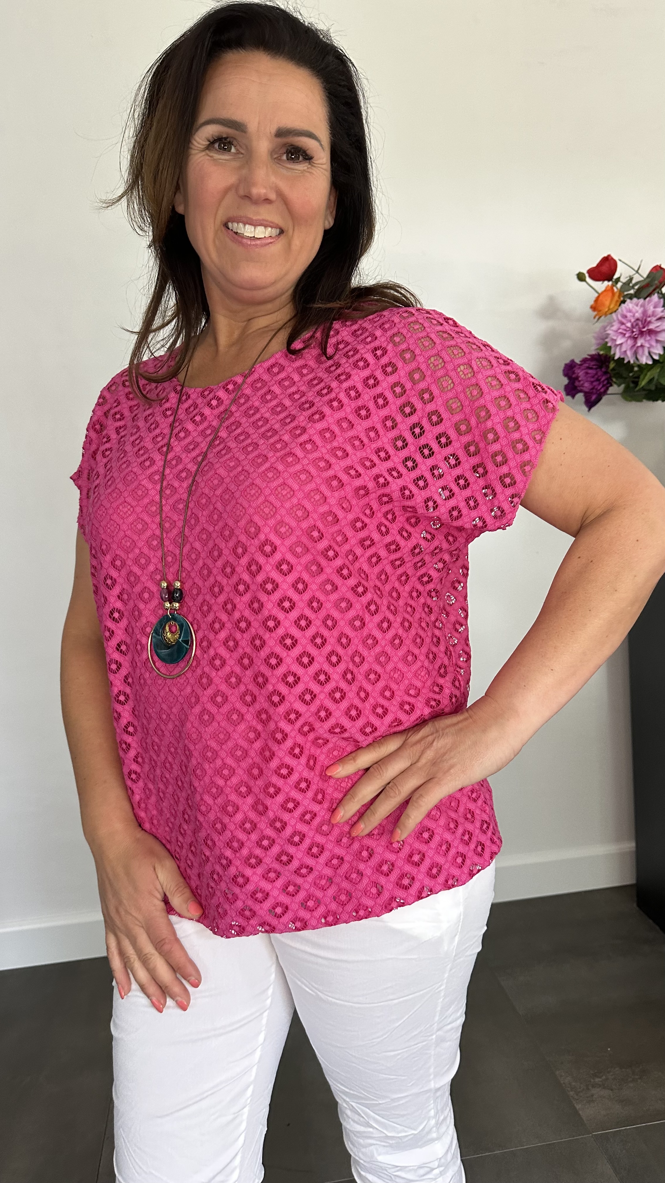 Shirt Joann met ketting fuchsia