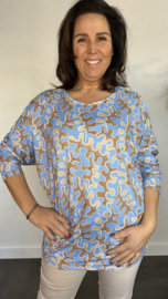 Shirt Debby fantasy met vleermuismouw ijsblauw SALE