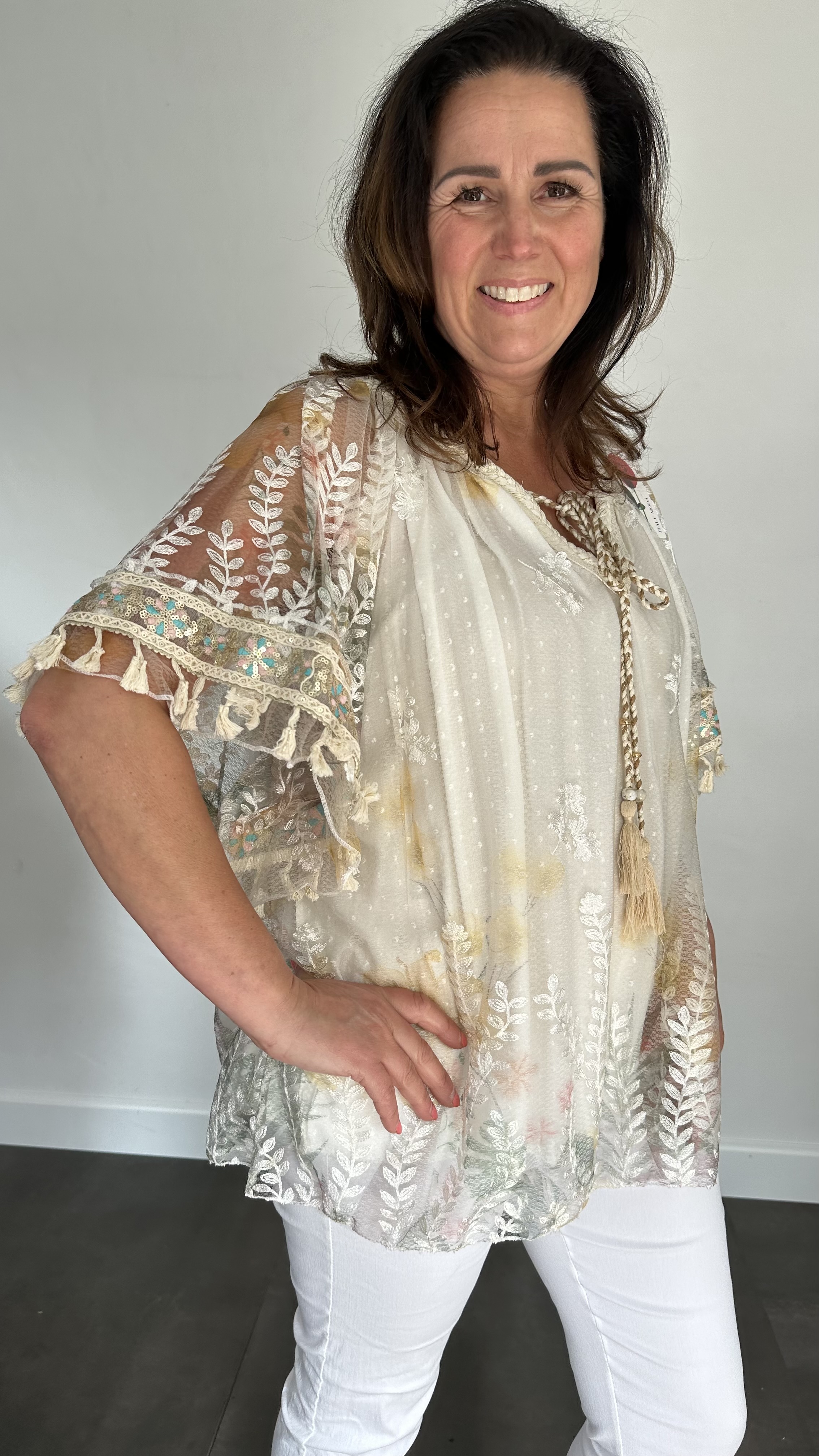 Tule blouse met bloemen print +SIZE geel