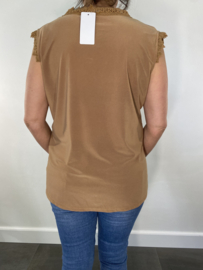Top met kant diana camel