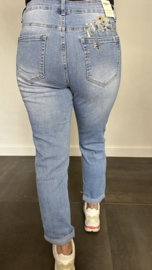 Red Berry stretch MOM fit jeans flowers
