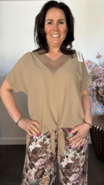 Top met knoop Sparkle Taupe