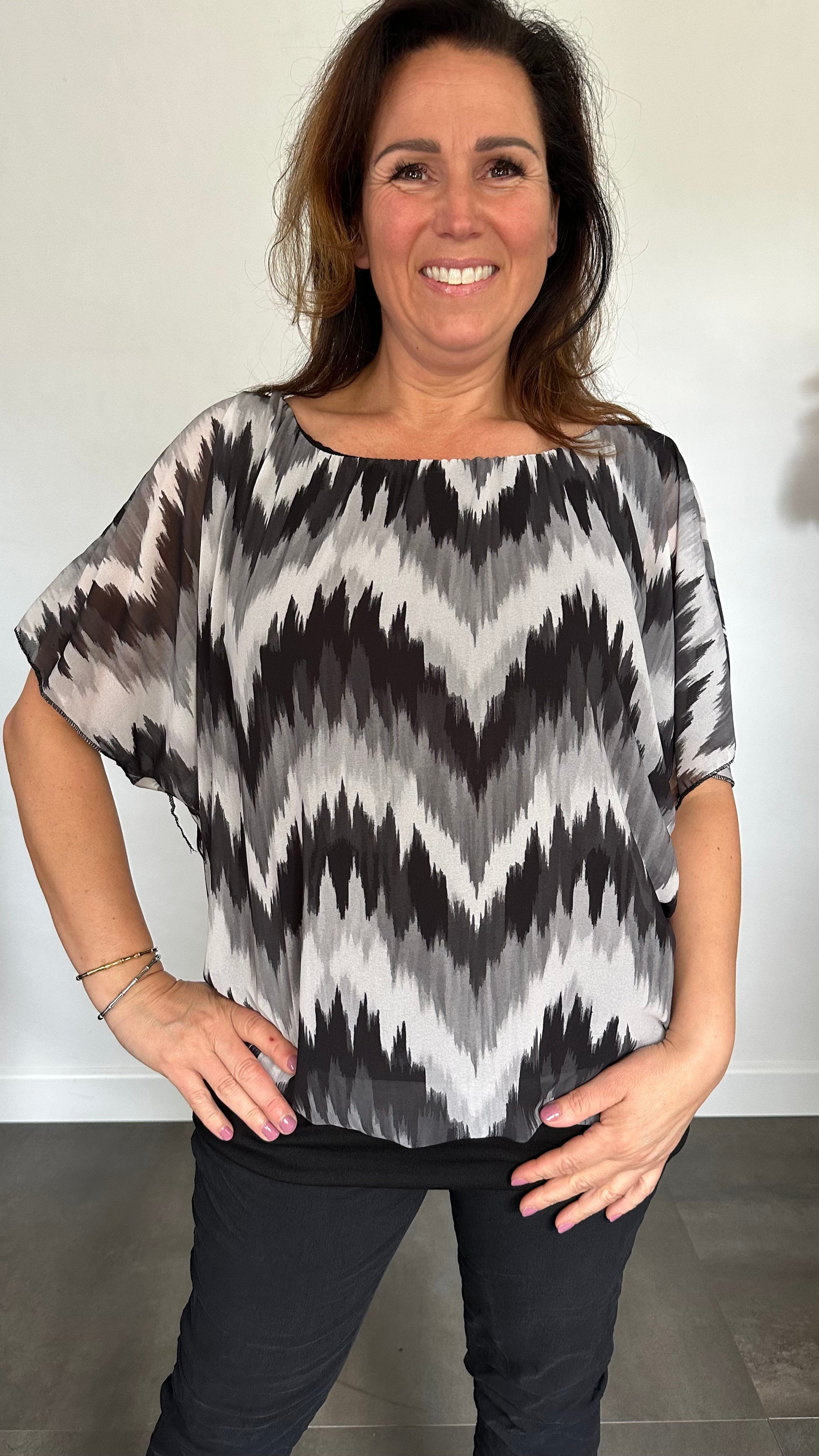Blouse met boord zigzag zwart