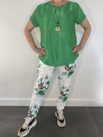 T-shirt satijn met ketting korte mouw groen