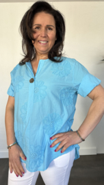 Geborduurde blouse Belle turquoise