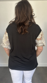 Shirt goldy met kanten pofmouw zwart