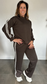 Comfy pak met dubbele bies donker bruin