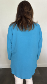 Blouse debby met knoop en kraagje turquoise blauw +SIZE SALE