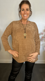 Baby rib sweater met ketting camel
