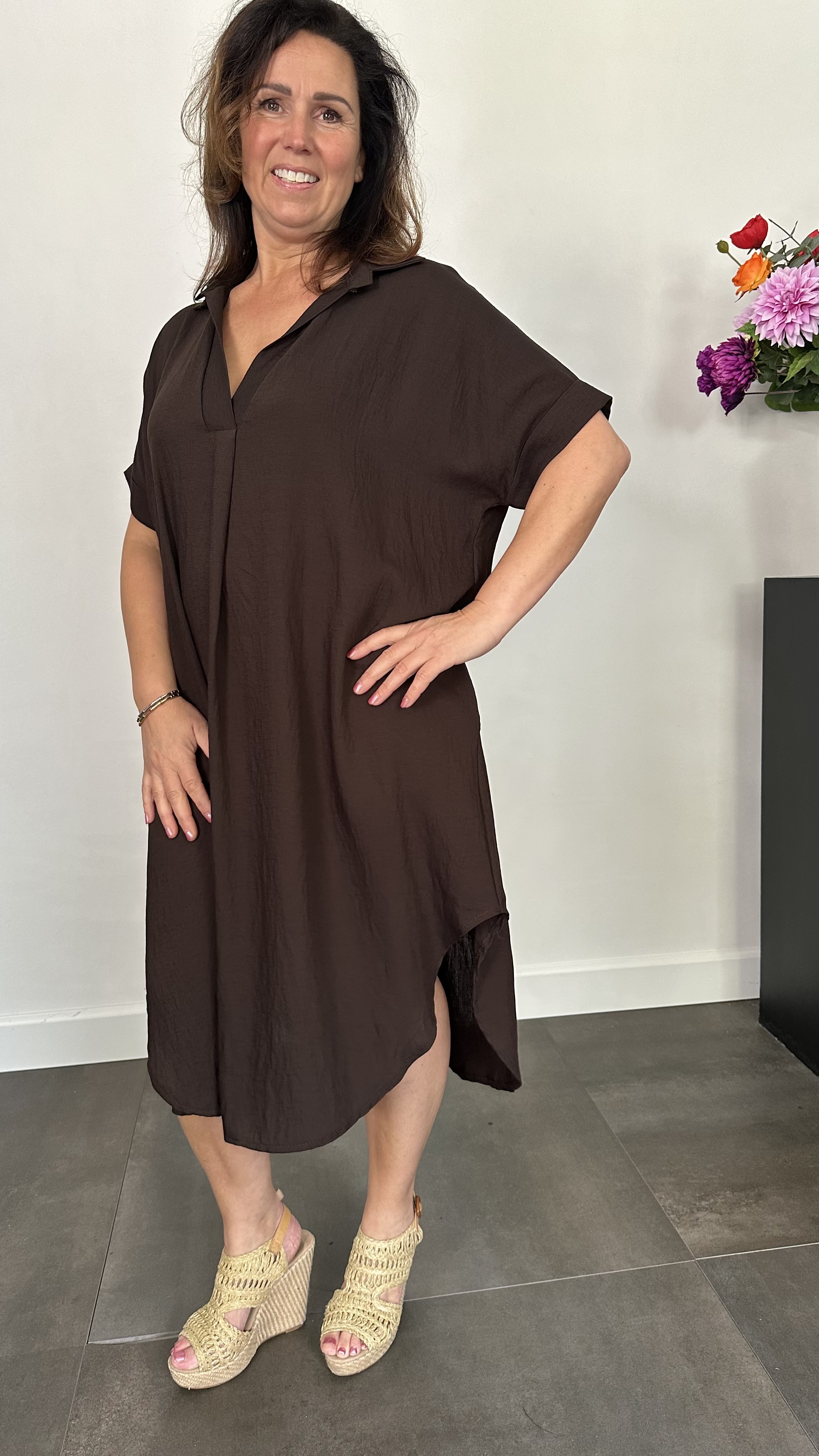 Jurk Leya uni +Size Donker bruin