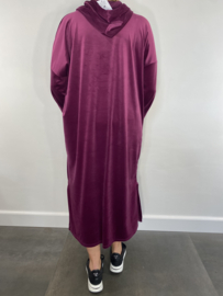 Velvet jurk met capuchon cerise