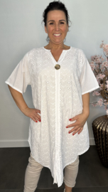 Broderie tuniek met knoop Wit