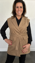 Gilet met ceintuur en knoop sluitingcamel