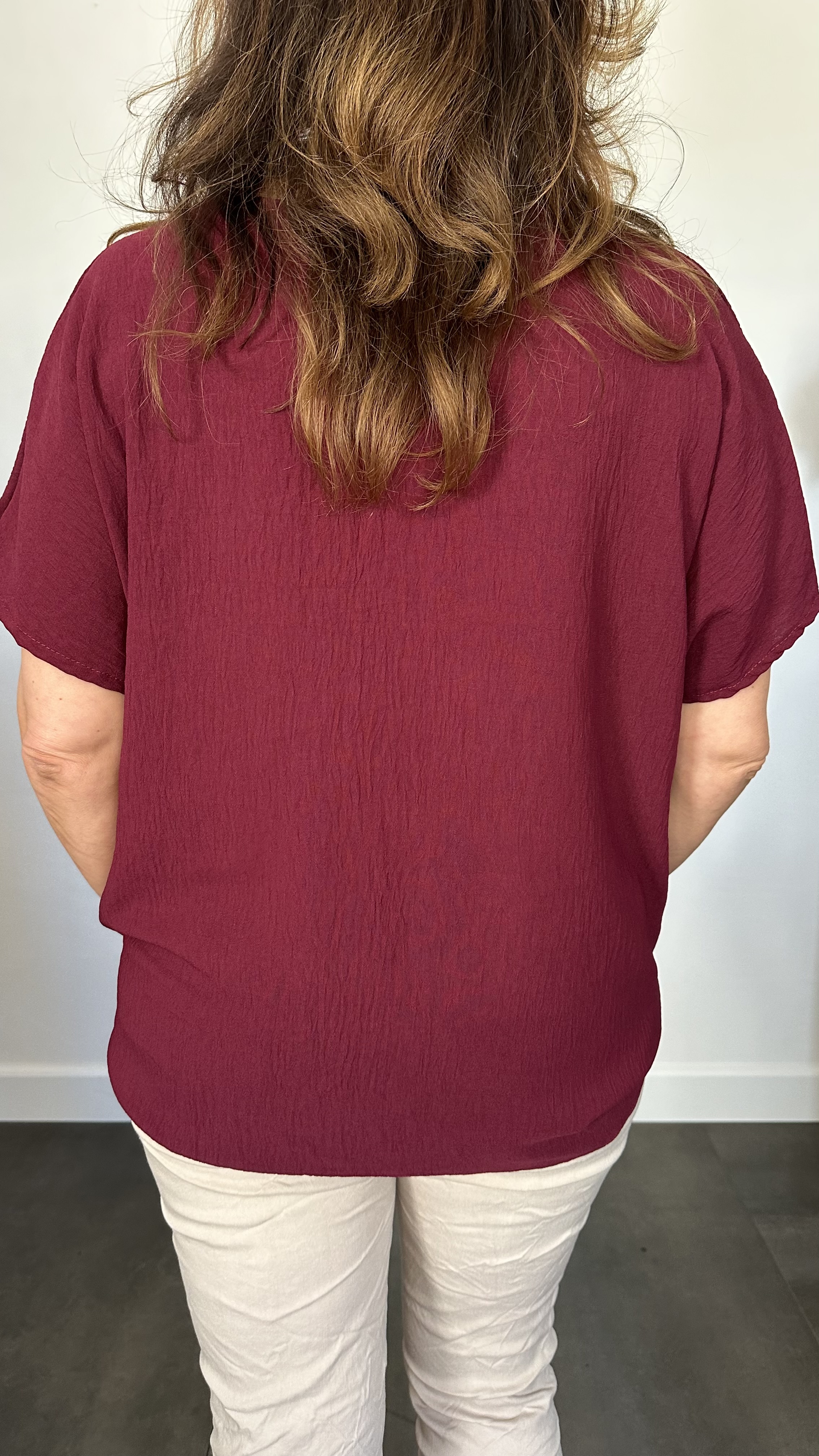 Crepe shirt met knoop bordeaux