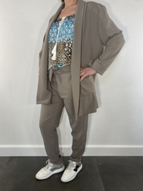 2-Delig pak Lisa taupe (+Size) Maat 3