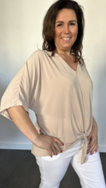 Travel top met strik korte mouw zand