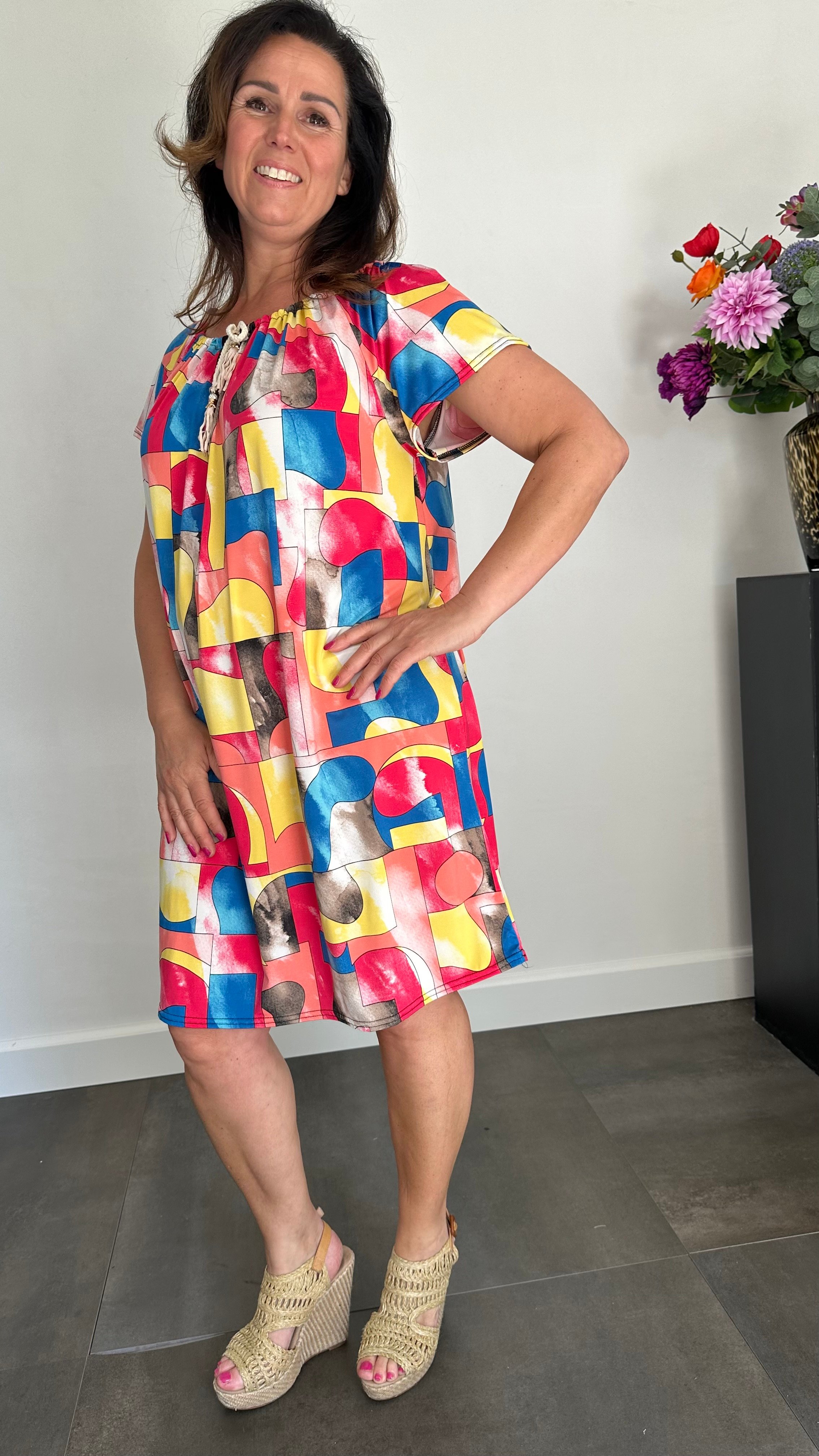 Jurk met koordje graphic colours