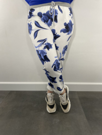 Joggingbroek ecru /blauwe tulp