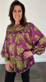 Satijnen blouse met pofmouw shelly cyclaam SALE