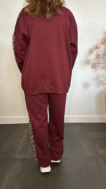 2-Delig comfy pak met panter bies Bordeaux