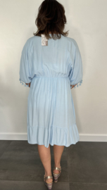 Korte jurk Roxy met elastiek licht blauw