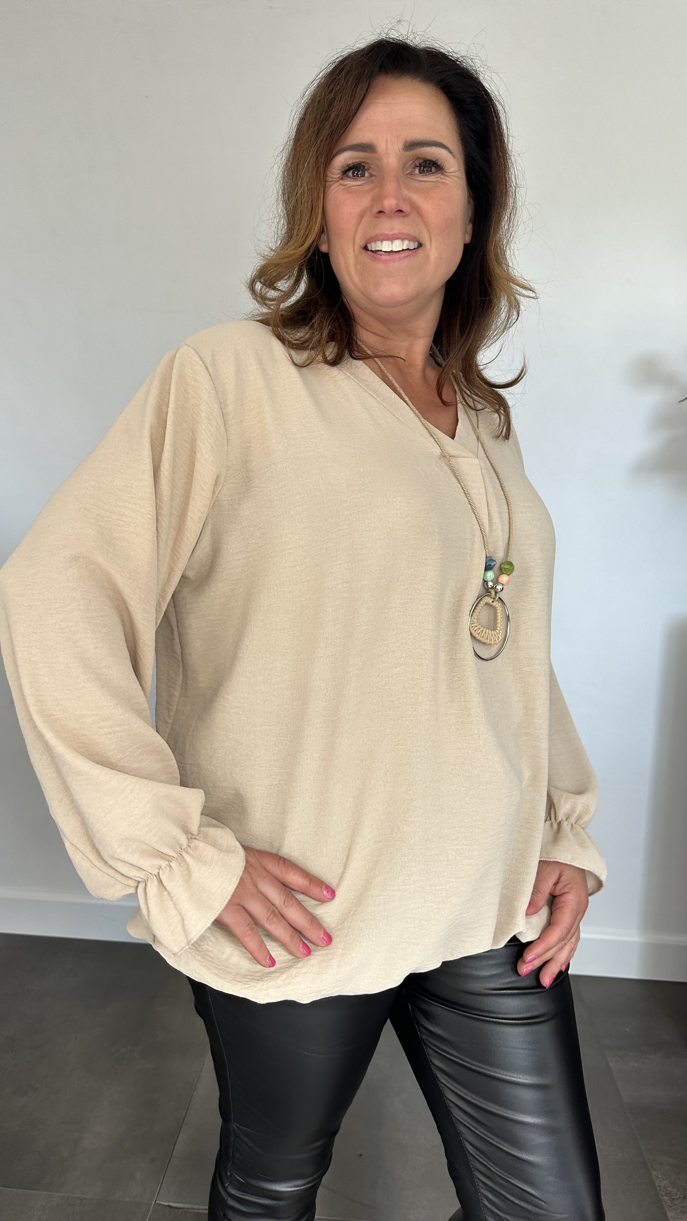 Top Maya lange mouw +SIZE zand