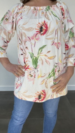 Lange blouse met gesmokte mouw flowers ecru SALE