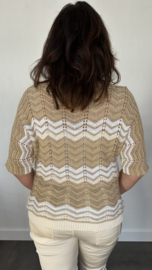 Gehaakte trui zig zag goud/ camel