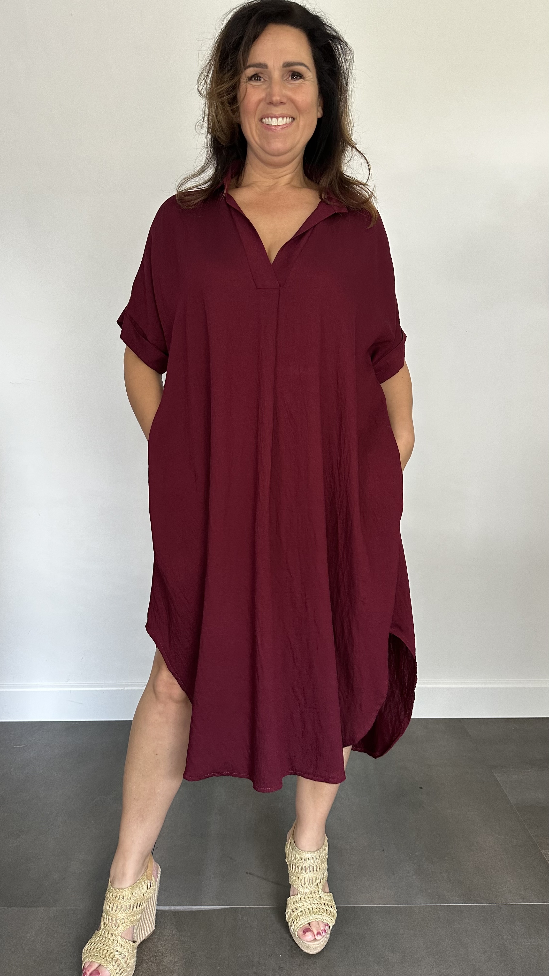 Jurk Leya uni +Size Wijnrood