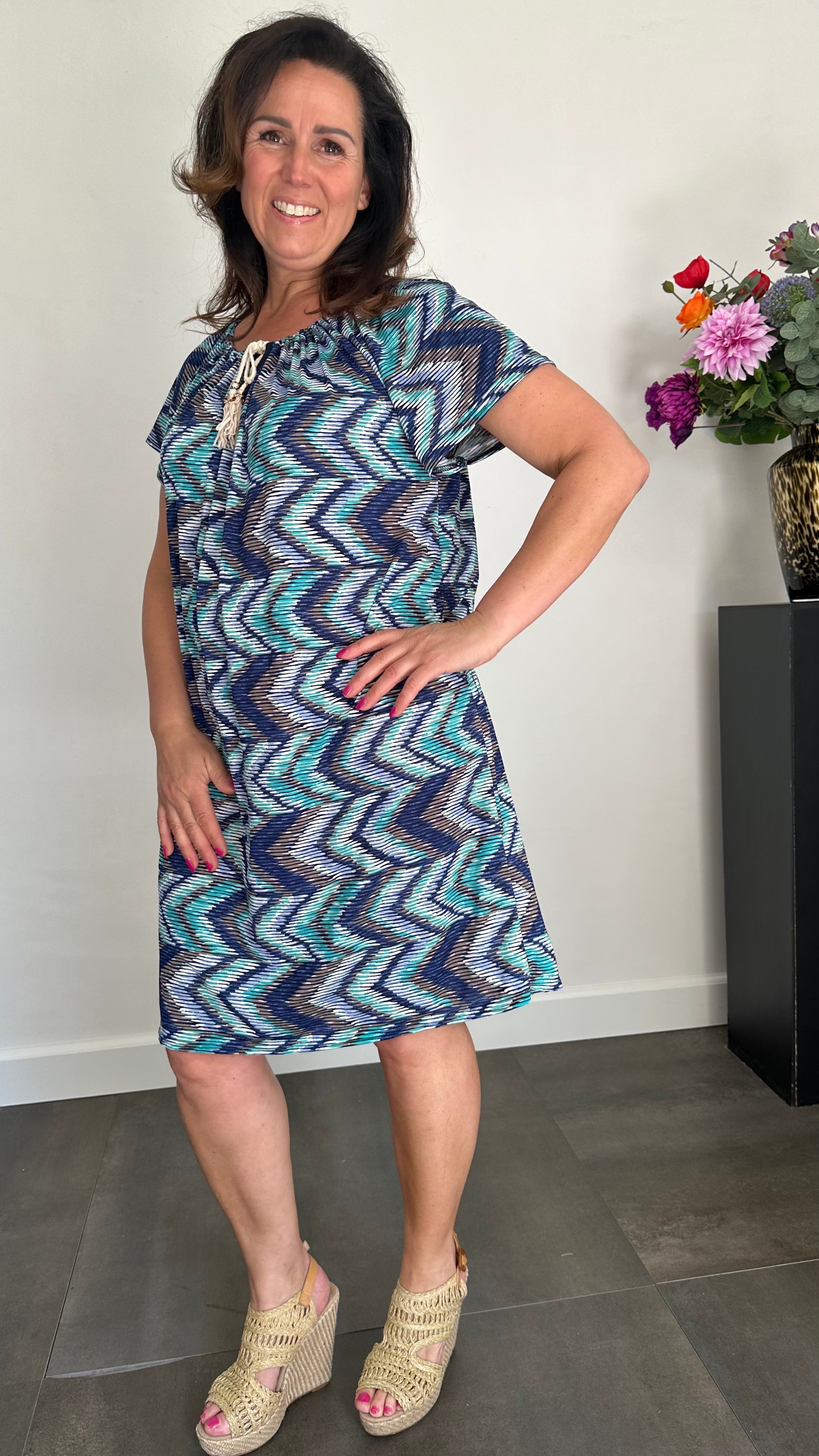 Jurk met koordje zigzag mint/marine